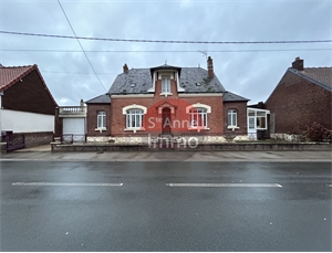 maison-villa à la vente -   80170  ROSIERES-EN-SANTERRE, surface 149 m2 vente maison-villa - APR719248